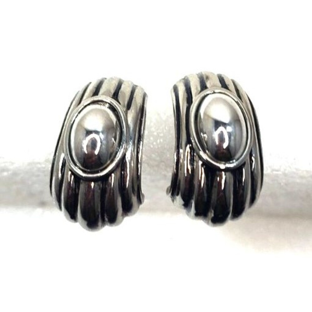 Silver Tone Curved Ribbed J Hoop Pierced Earrings Vintage Omega Strip